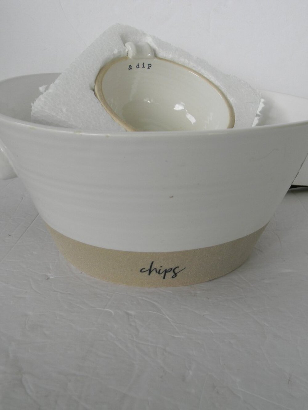 NWT MUD PIE WHITE STONEWARE FARMHOUSE CHIPS AND DIP SET BOWL